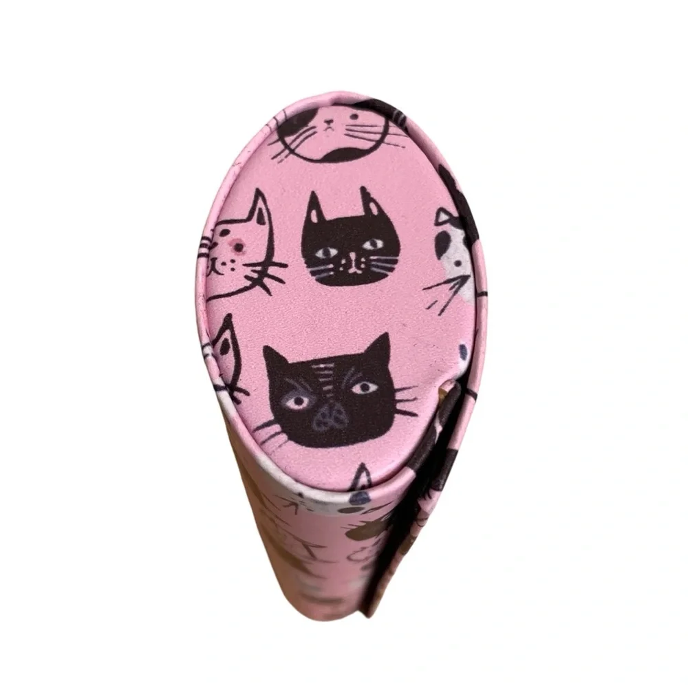 JAVOedge Pink Cats Pattern Oval Hard Eyeglasses Case